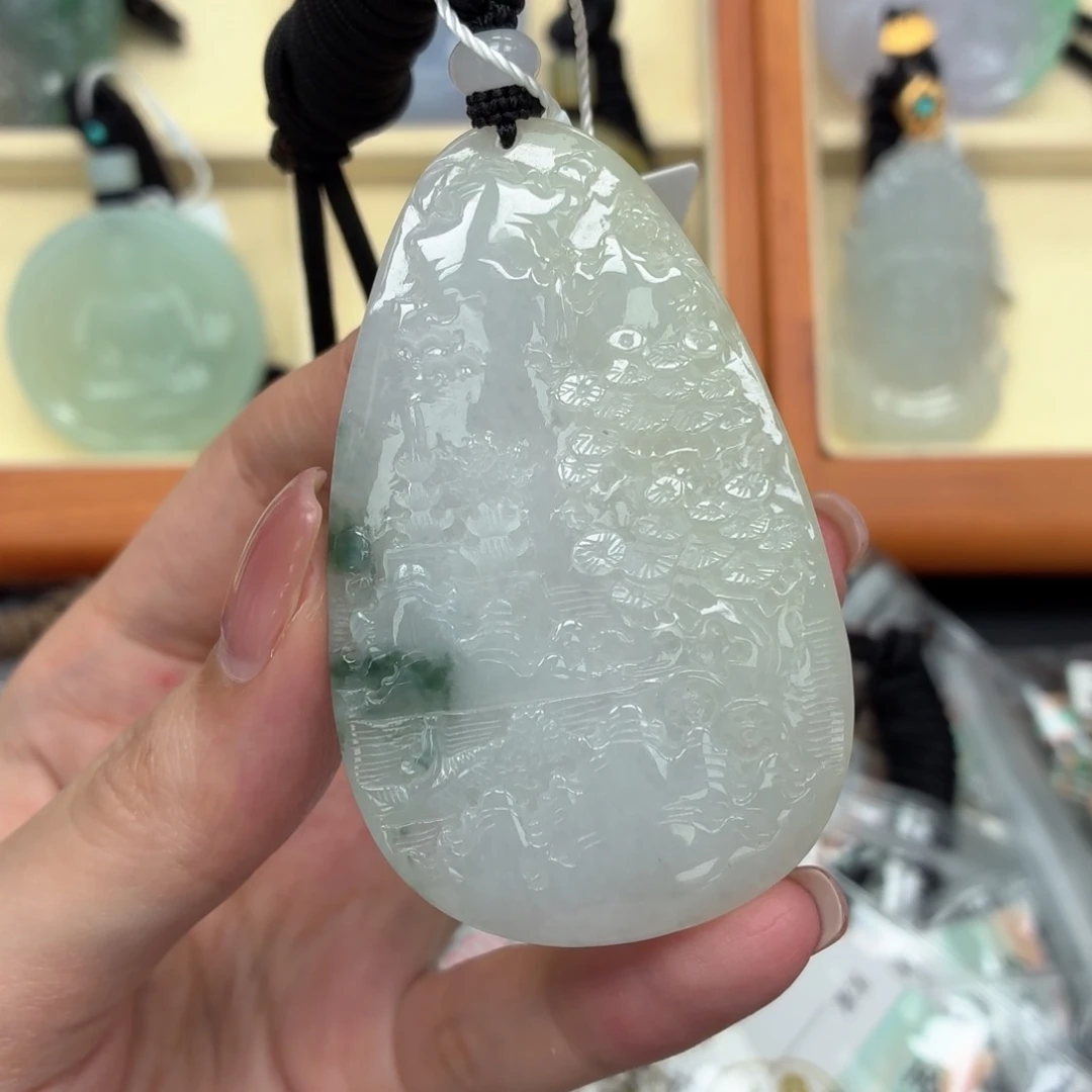 翡翠未镶嵌颈饰天然缅甸A货翡翠