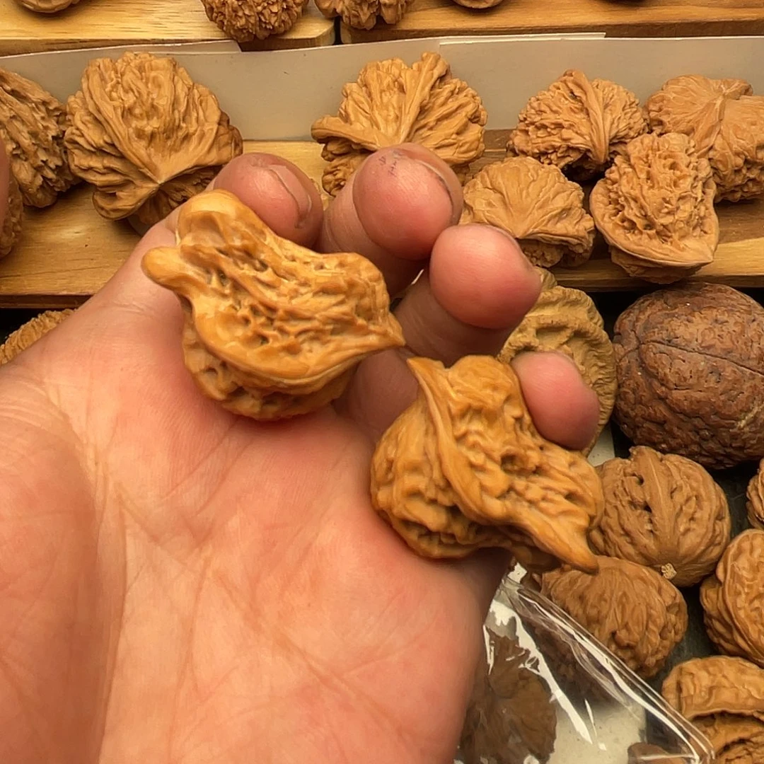 省***君文玩核桃吊坠小鸟