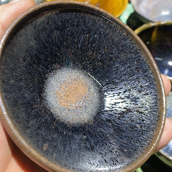茶盏9:6底部有少许小玻璃心