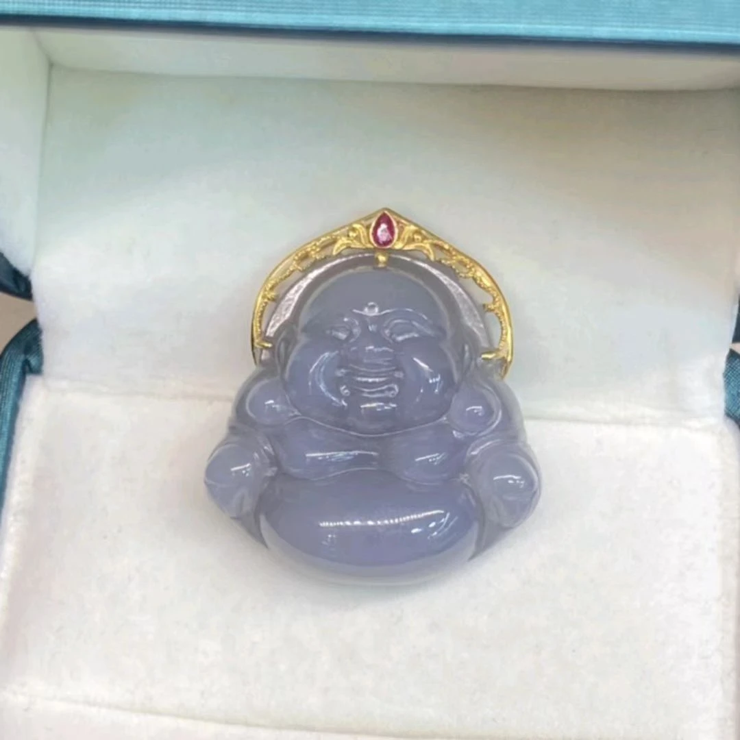 18k和田玉烟紫佛公吊坠