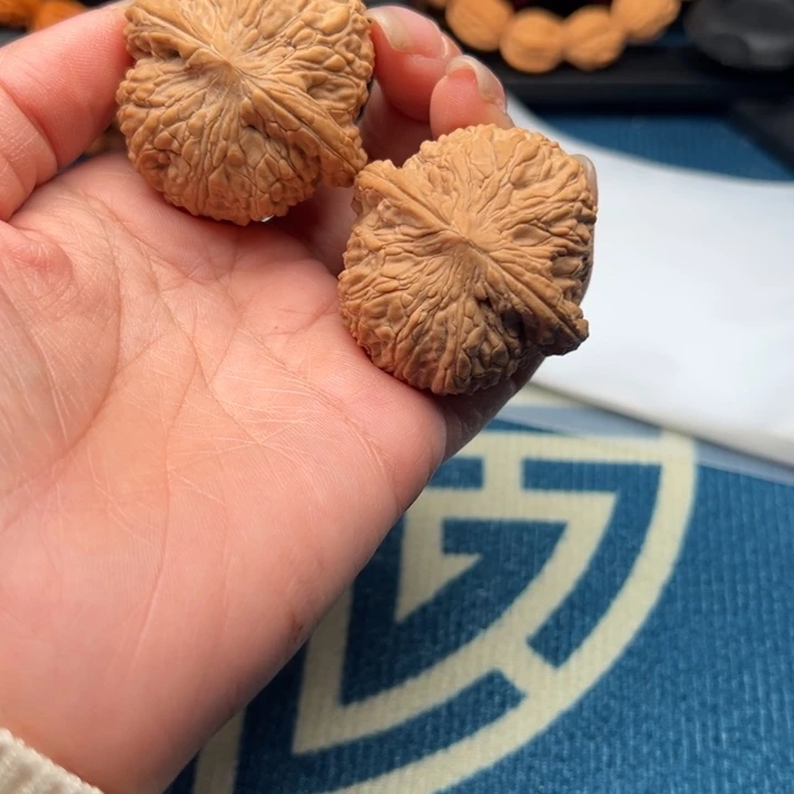 吊坠桃核文玩核桃泥鳅