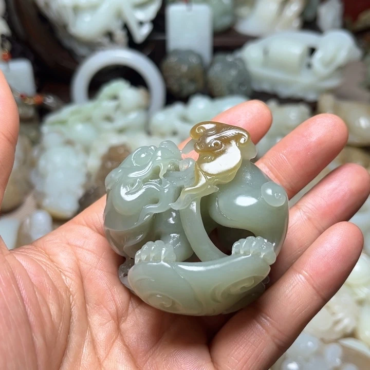 未镶嵌和田玉（糖玉）珠宝奇石