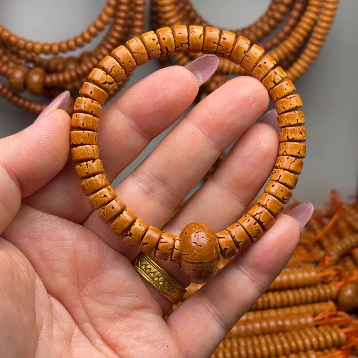 4×8奶片精品手串000