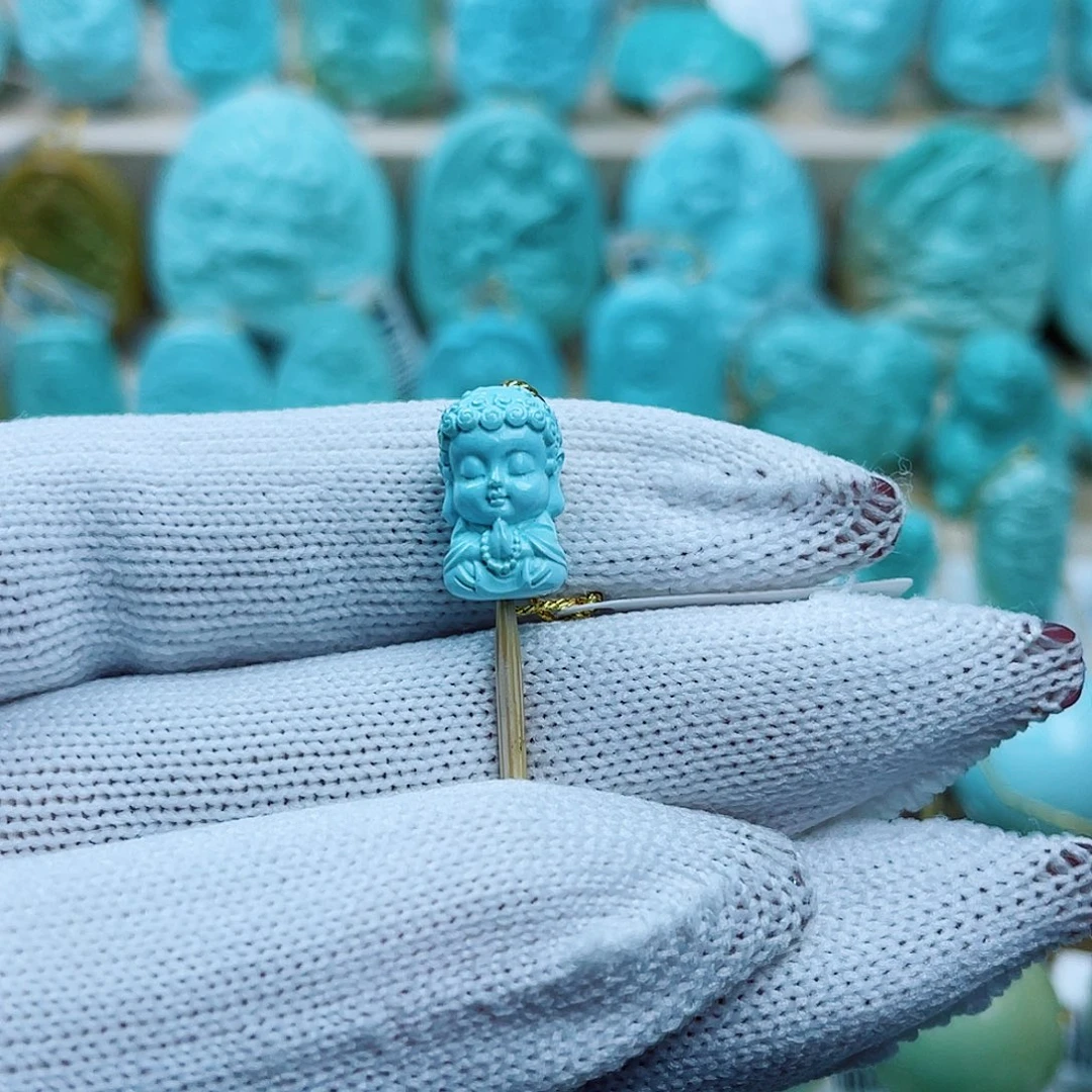 绿松石未镶嵌珠宝奇石