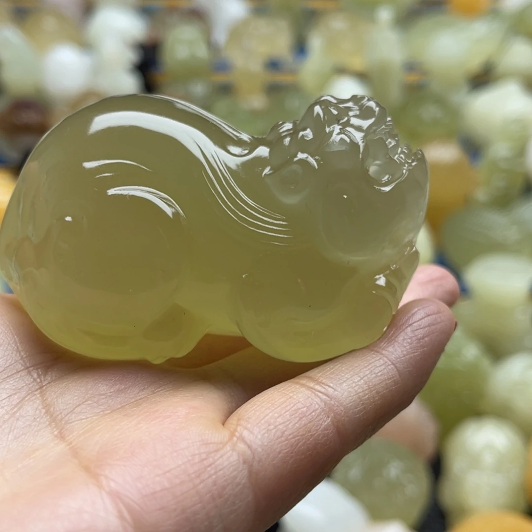 农***人天然雕刻桌面小摆件