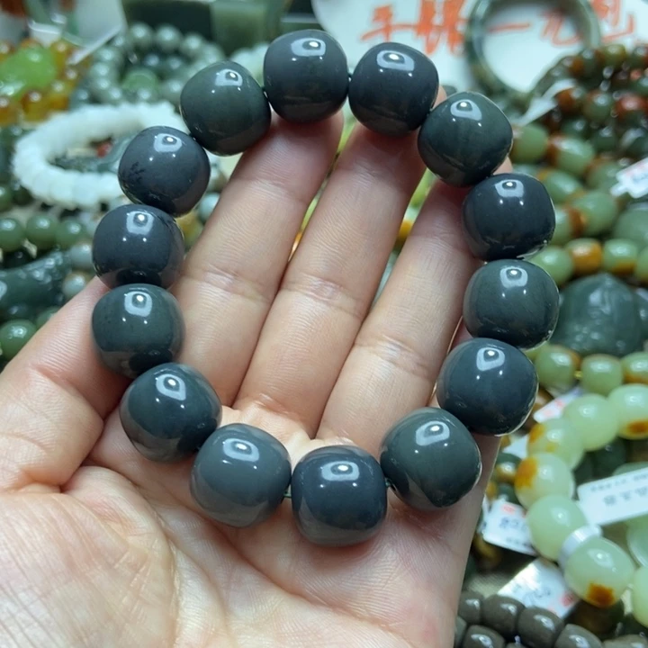 和田玉未镶嵌手链