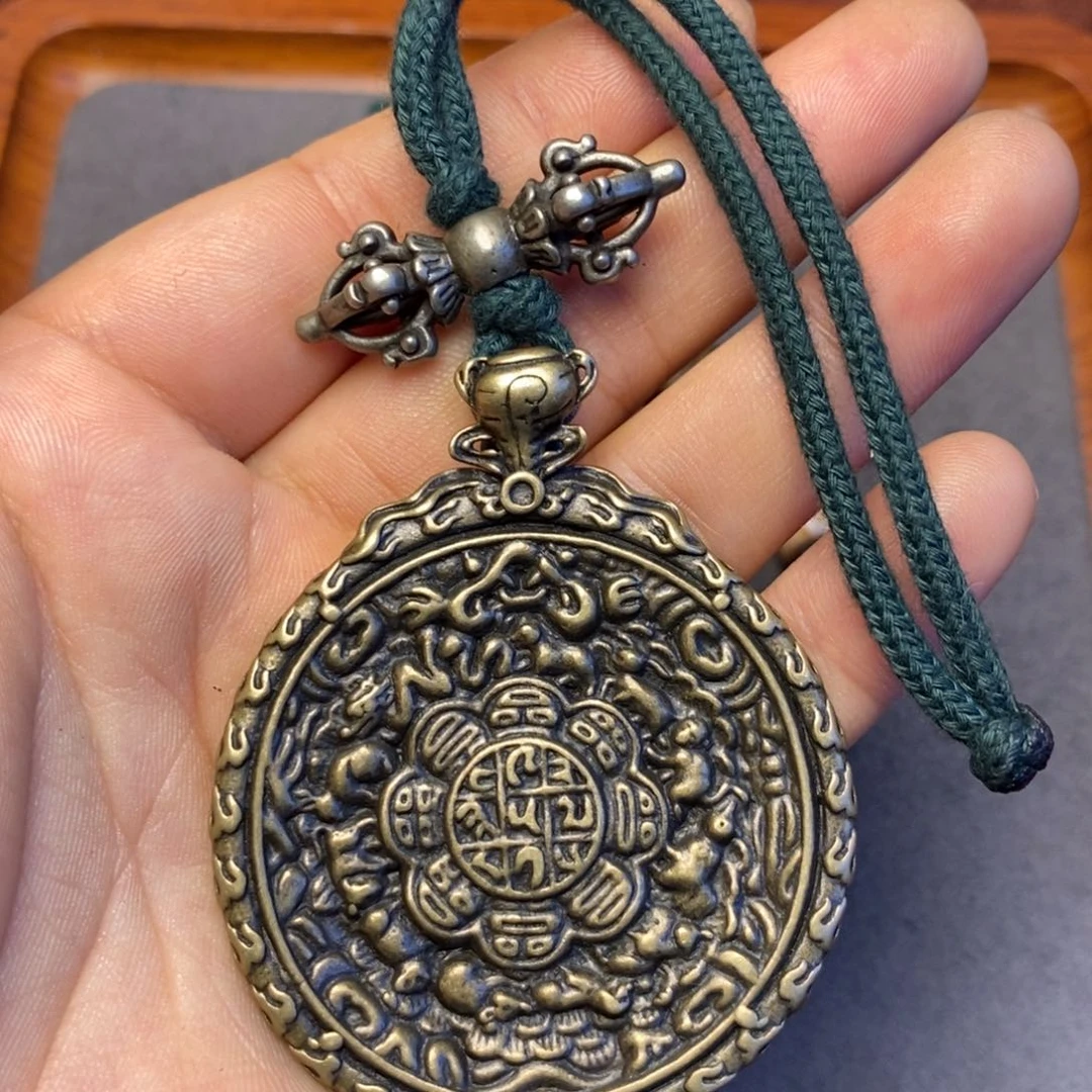 【闪购商品】泥塑匪**心藏传牌子……