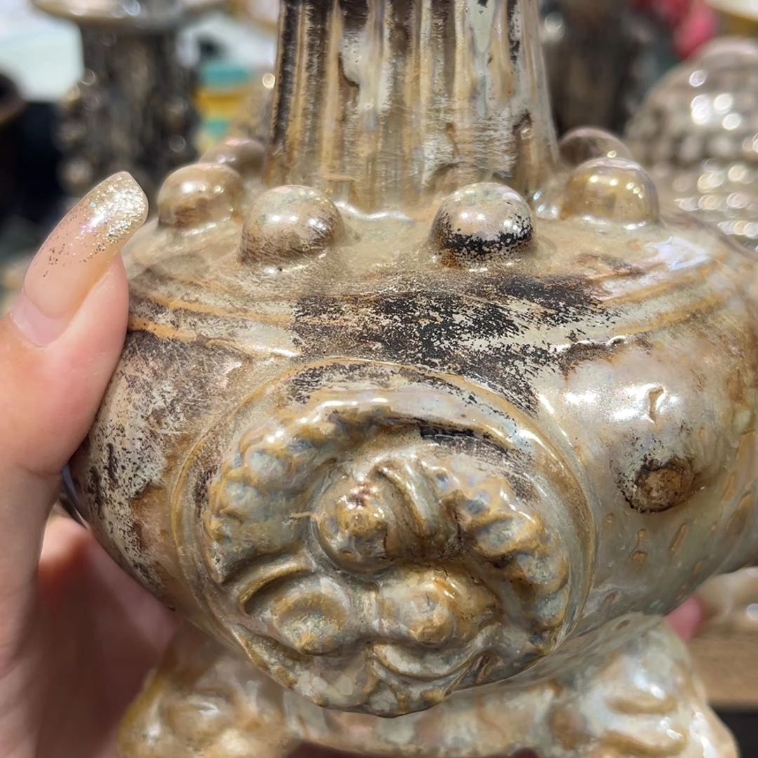 龍***）一个人的时候就会想很多