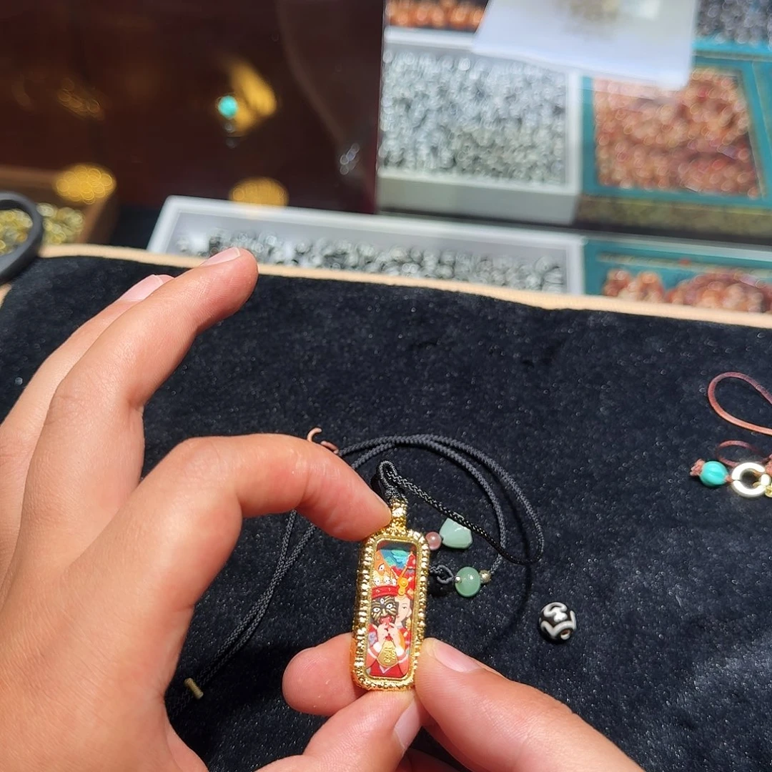 水晶手链未镶嵌?****?女财神