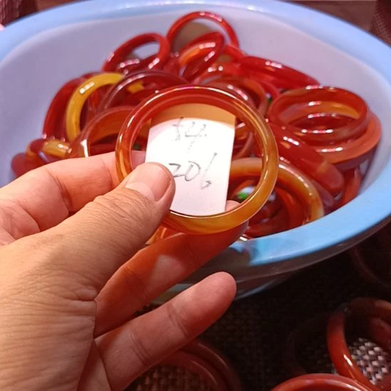 玛瑙/玉髓未镶嵌手镯