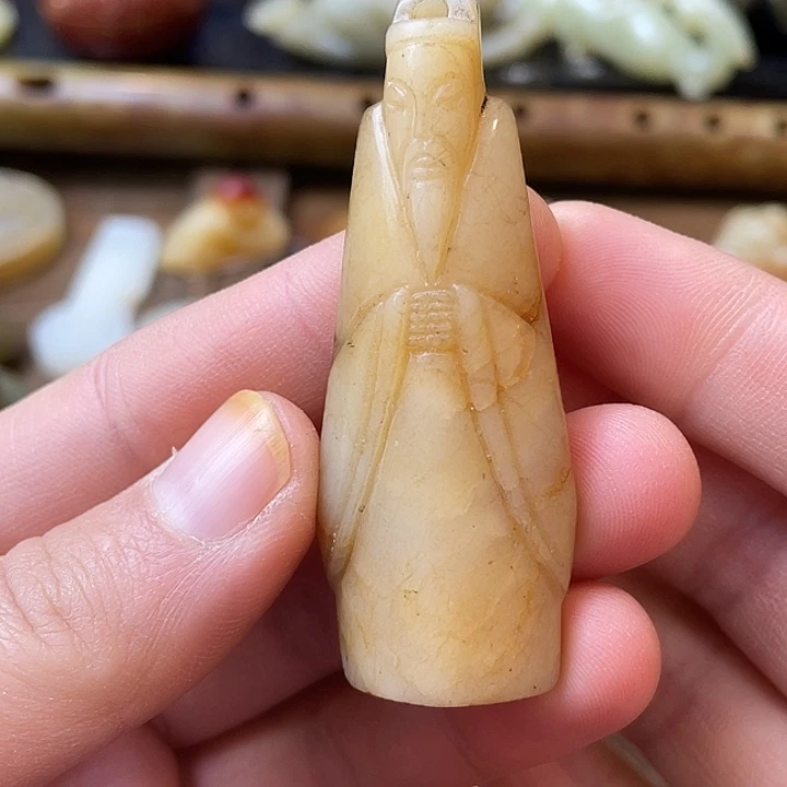 和田玉（糖玉）未镶嵌颈饰