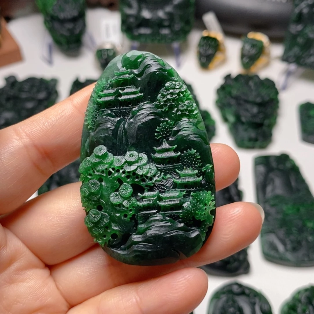 定制翡翠未镶嵌山水