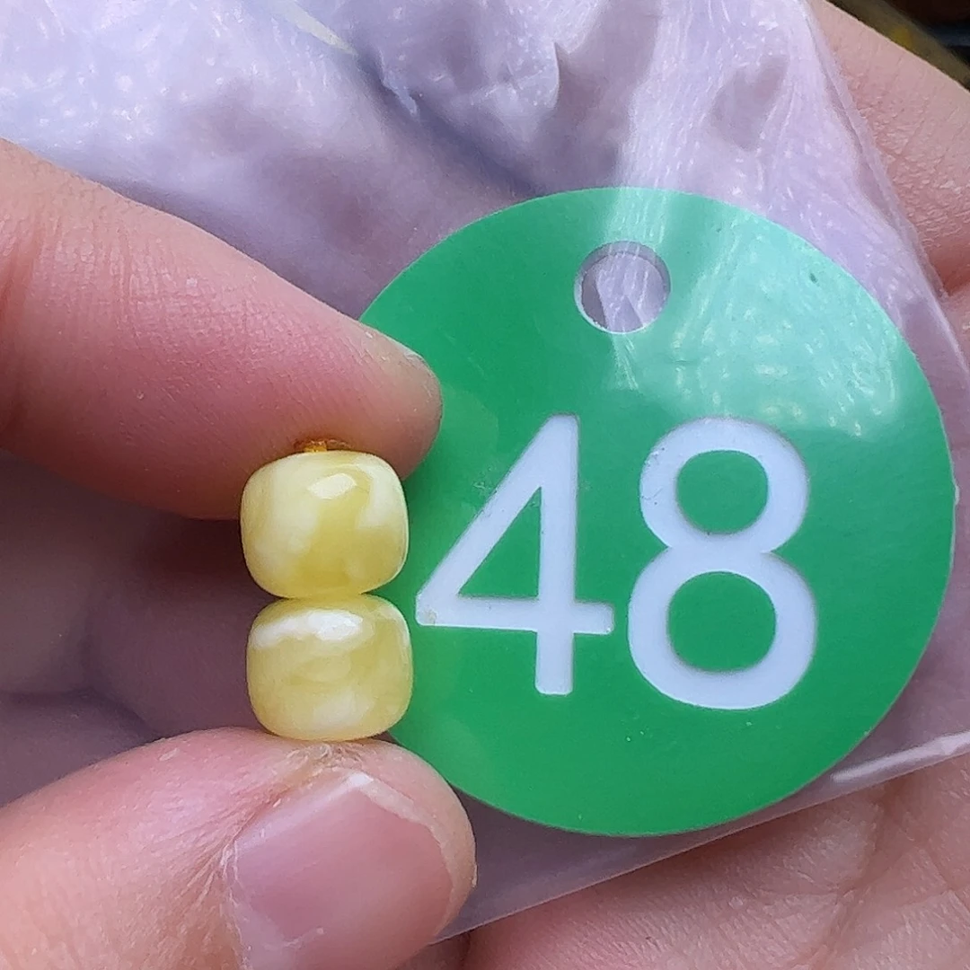 蜜蜡未镶嵌珠宝奇石飛****8m m