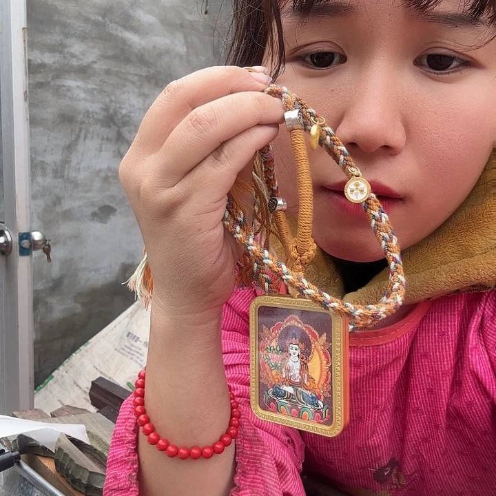 天***哥唐卡4444411444事是