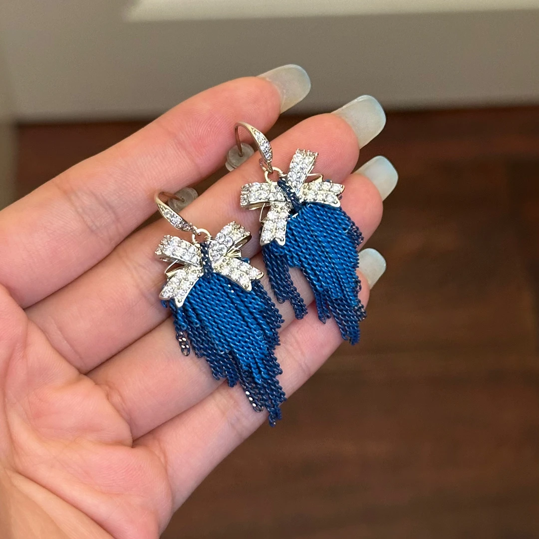 铜合金合成锆石耳饰 E0544 东大门蝴蝶结蓝色流苏