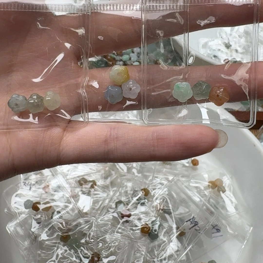 翡翠挂件未镶嵌?****瓜福利