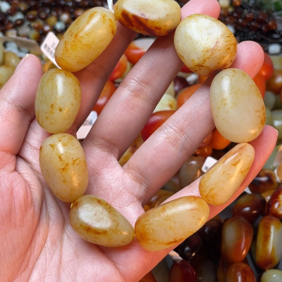 和田玉手链未镶嵌笑**年