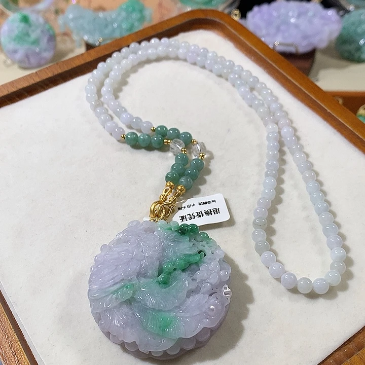 翡翠未镶嵌颈饰翡翠吊坠