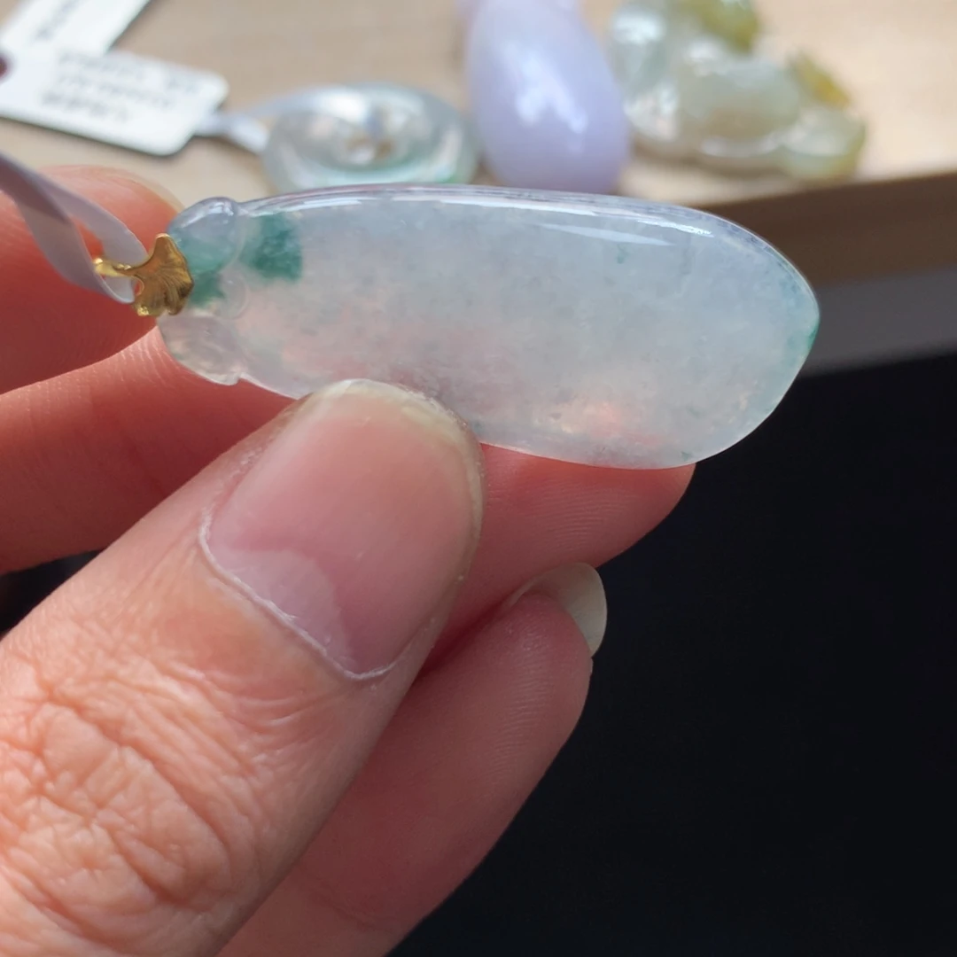 颈饰未镶嵌翡翠吊坠