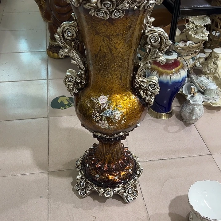 陶瓷瑕。。。。。。。。。。。。。。。