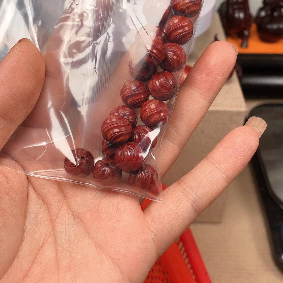 檀香紫檀（小叶紫檀）乌**?