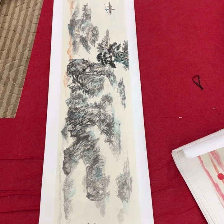 国画花鸟等图案为一体而