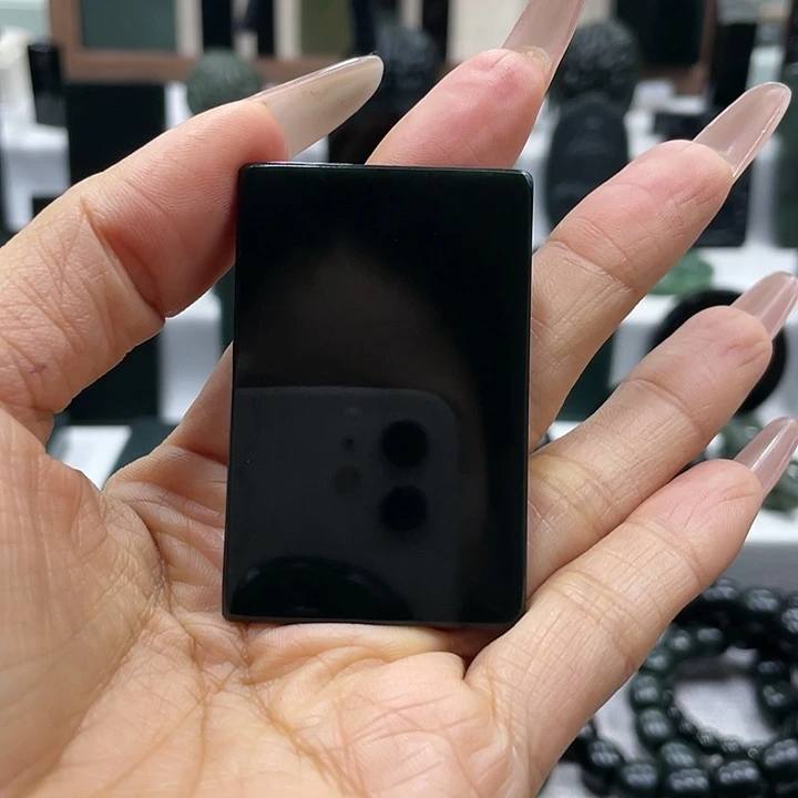 【闪购商品】颈饰未镶嵌和田玉（青玉）做**人