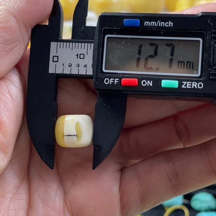 【闪购商品】蜜蜡裸石未镶嵌73号杂