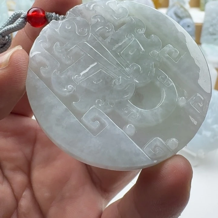 翡翠未镶嵌颈饰天然缅甸A货翡翠