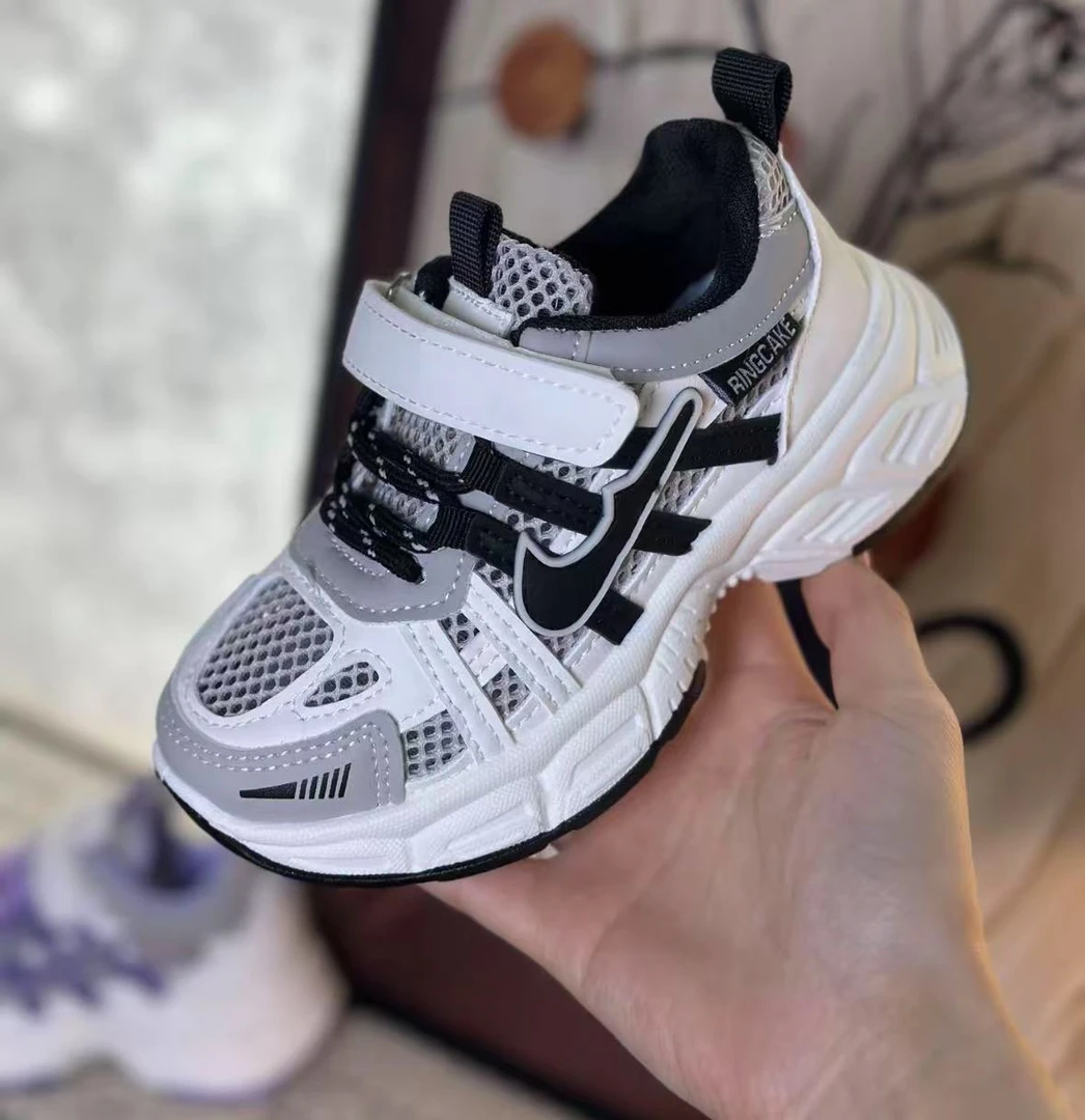 （001-200）男女运动童鞋，板鞋  春秋默认瑕疵 介意勿拍。1/3