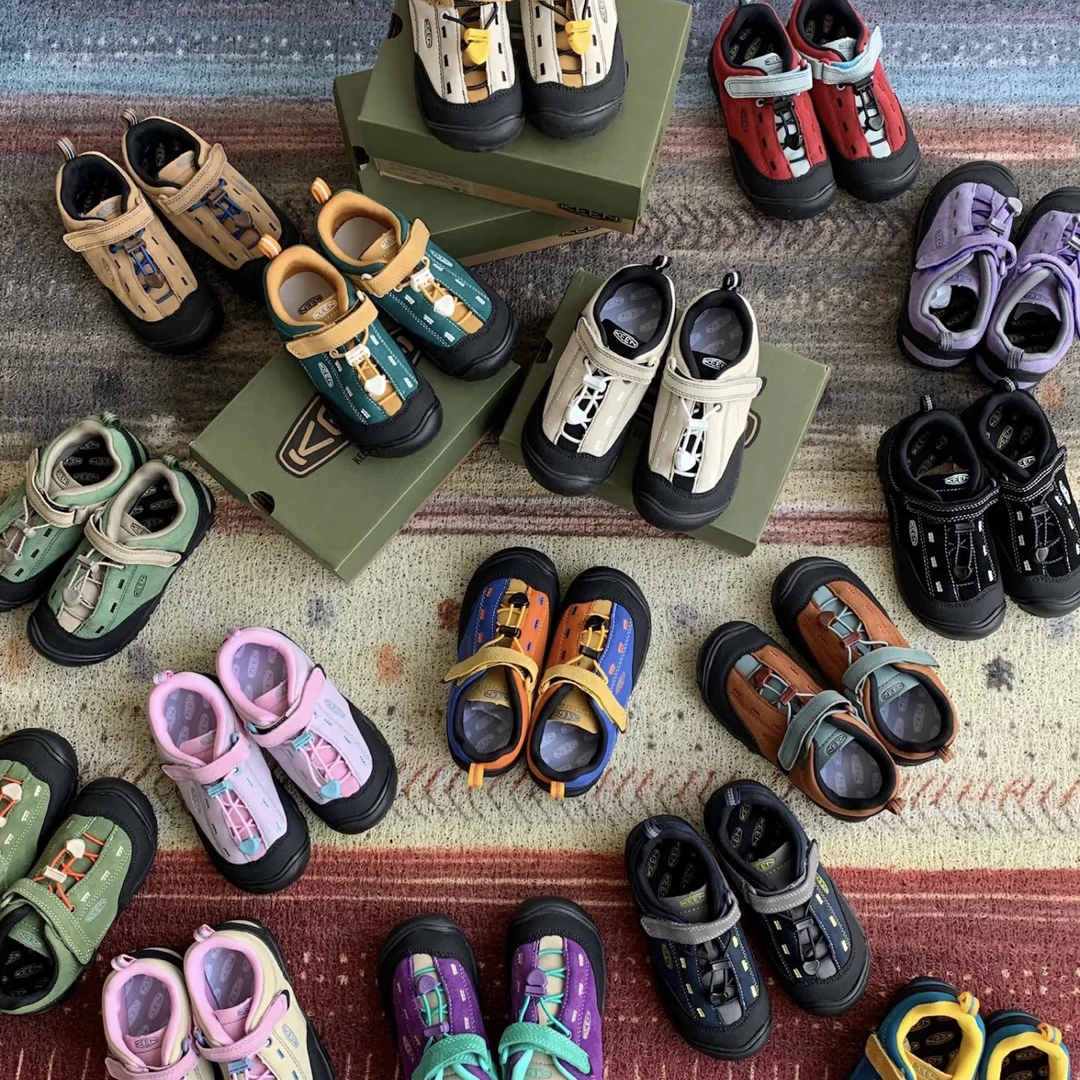 一代童鞋户外防水男童防滑女童登山鞋裤子运动鞋