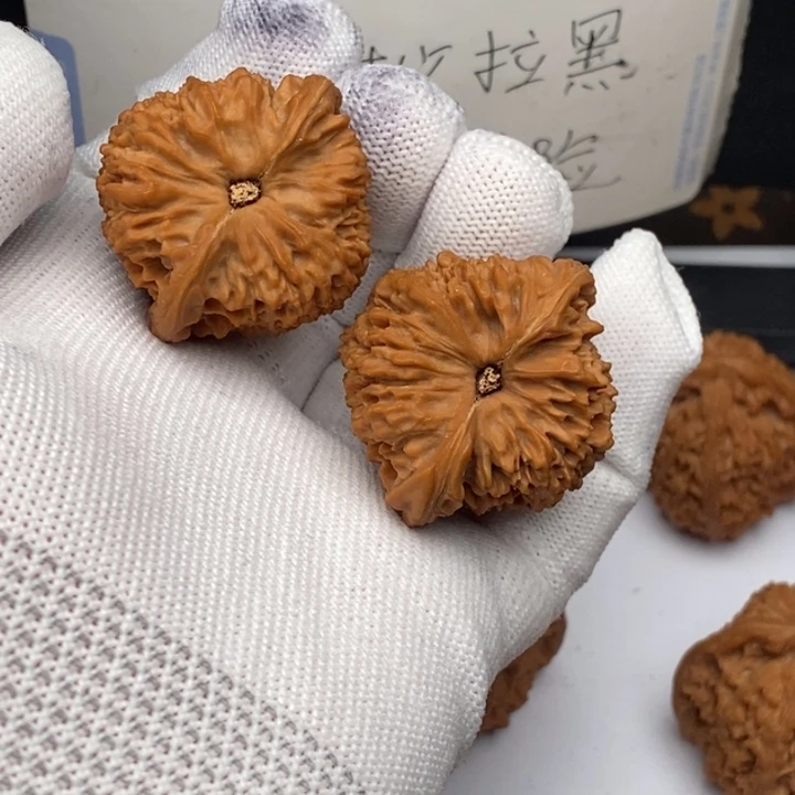 H***.把件文玩核桃南疆石40