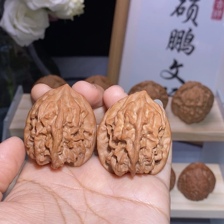 吊坠文玩核桃龙骨