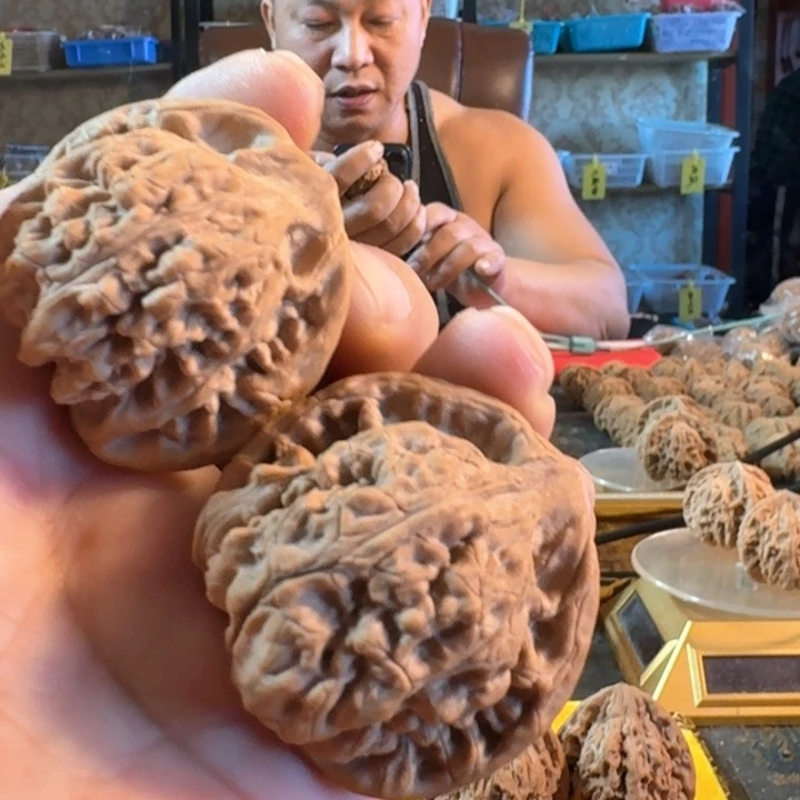 文玩核桃吊坠大****涯核桃