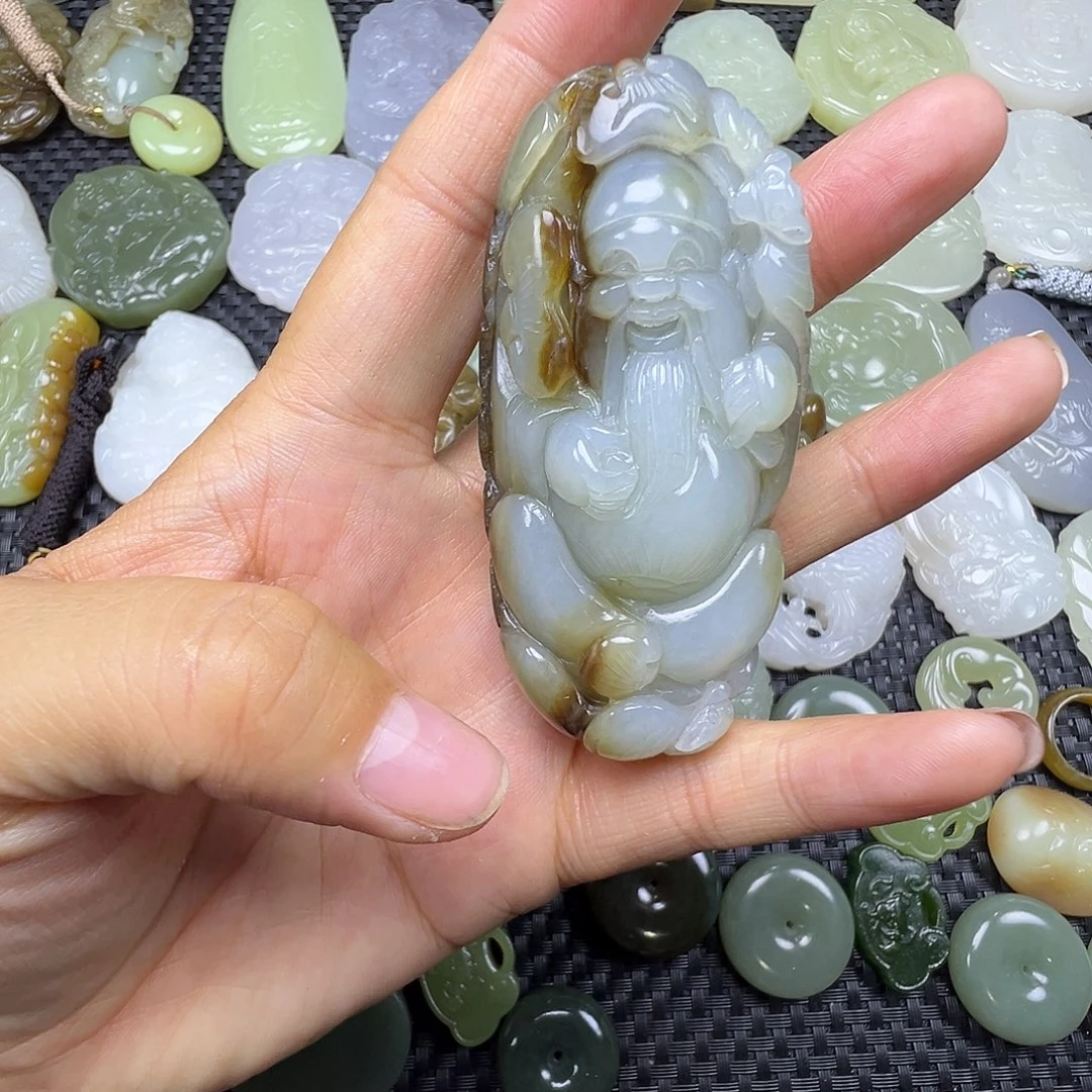 和田玉未镶嵌吊坠(赠链)微瑕漏