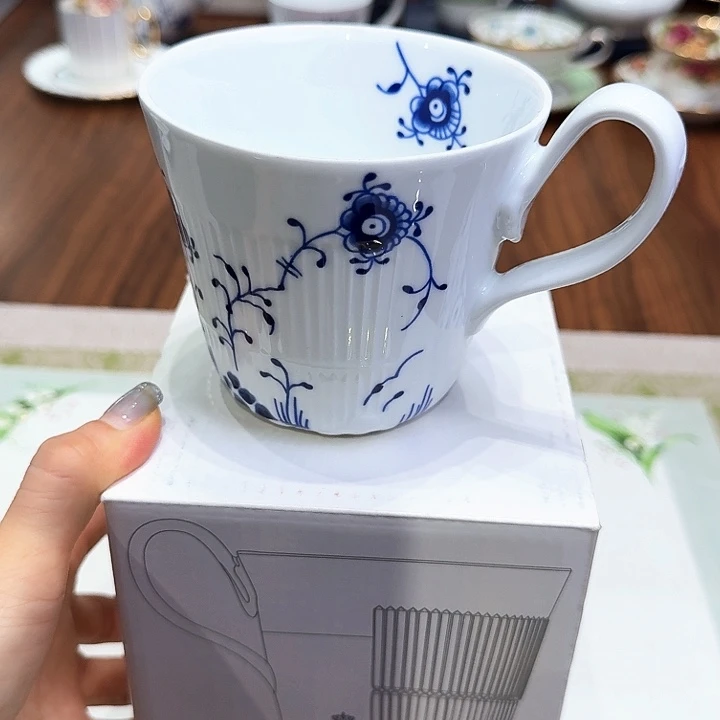 瓷片杯子杯子杯子水杯杯子水杯杯子