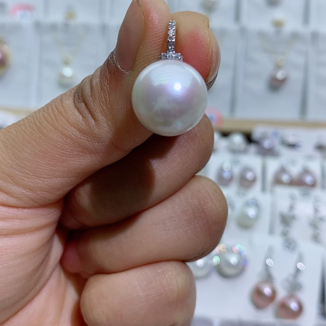 淡水珍珠银S925镶嵌吊坠(赠链)