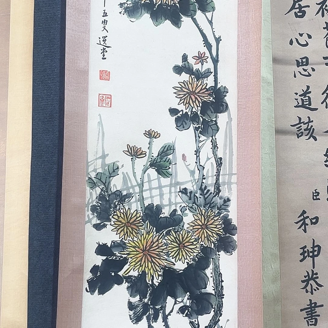 云*隔空玻璃是用金属做成塑料膜