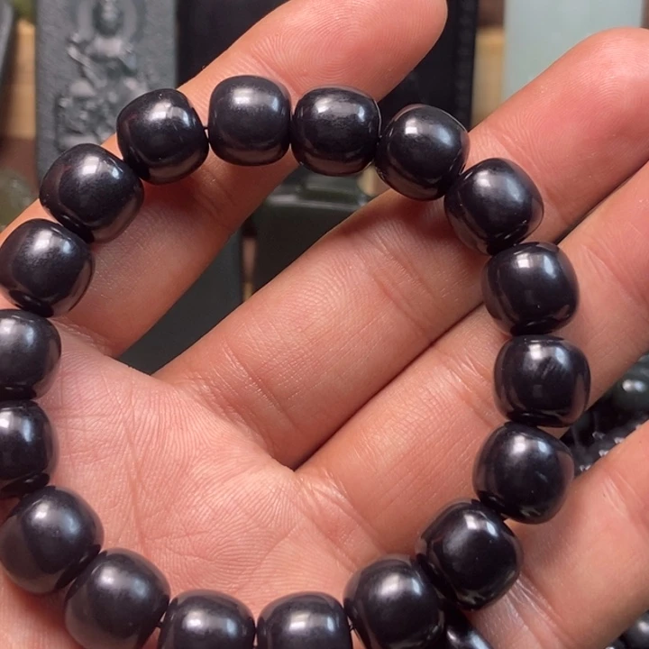 和田玉（墨玉）吊坠(不含链)未镶嵌