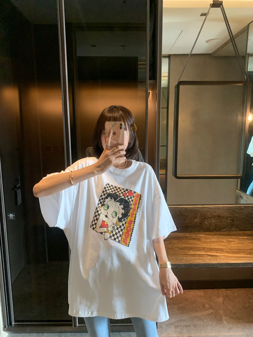 ◆张静芝 时髦女孩卡通印花白色T恤