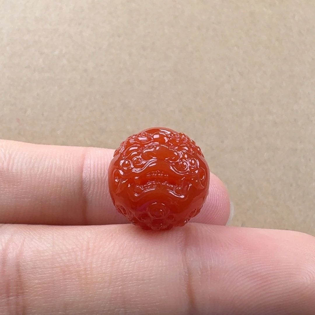 南红玛瑙未镶嵌狮子珠15.5