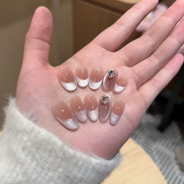 【北岛】猫眼法式爱心显白腮红百搭纯欲纯手工穿戴甲