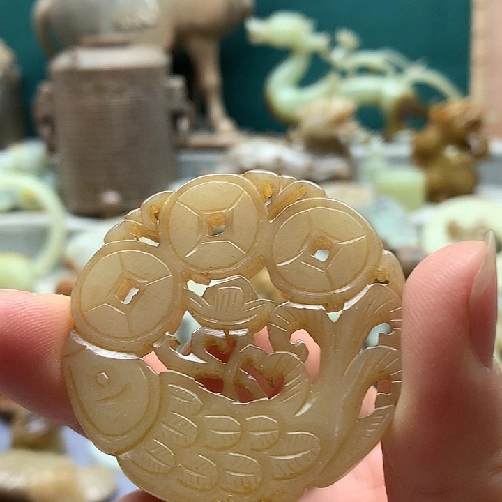 和田玉（糖玉）未镶嵌颈饰