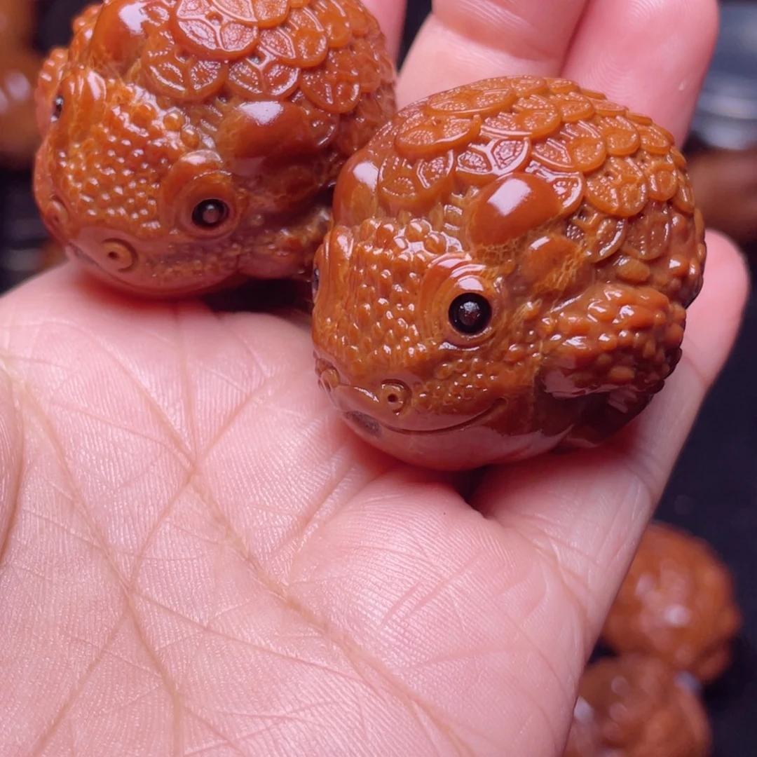 【闪购商品】手串/手链橄榄核幸**园37左右金币金蝉手球