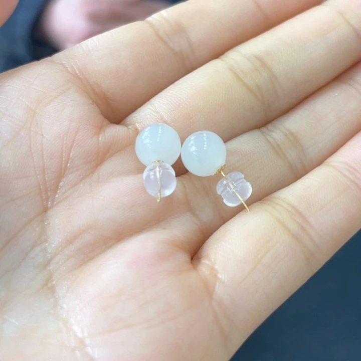 和田玉耳饰18K金镶嵌卡8