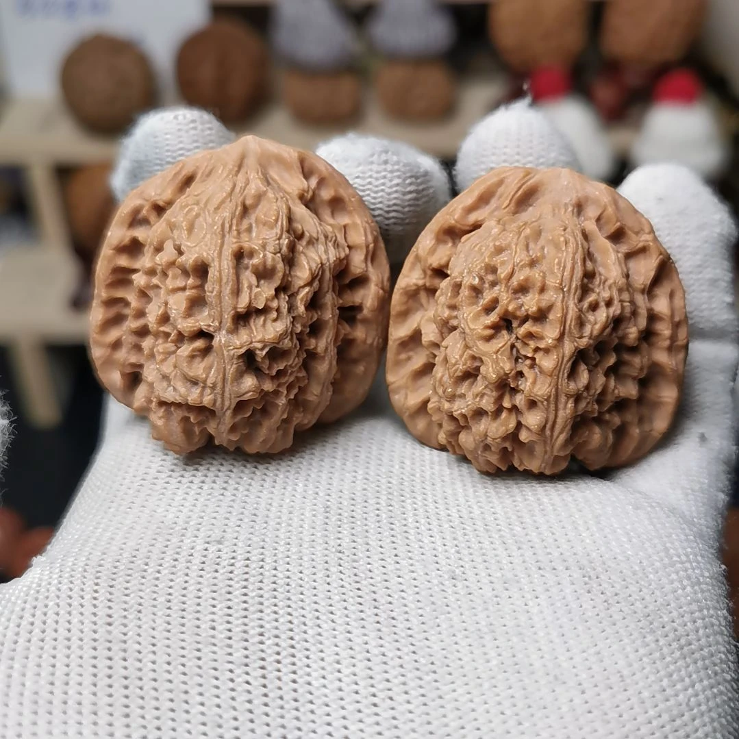 核桃文玩核桃高端小众南疆石全家福边肚高40尺