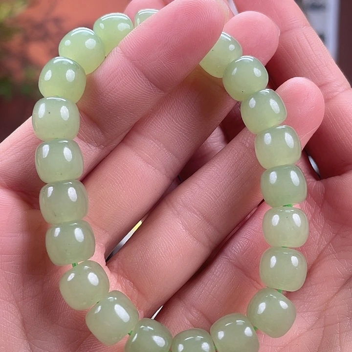 颈饰未镶嵌和田玉（糖玉）