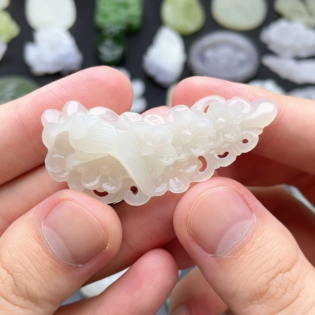 【闪购商品】颈饰未镶嵌和田玉