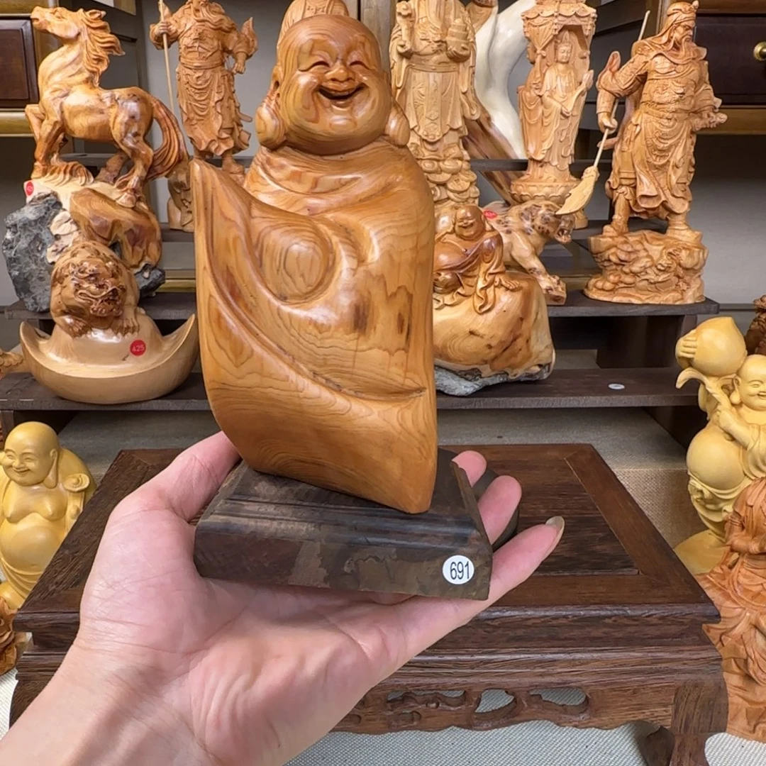 崖柏小木匠艺雕一物一拍