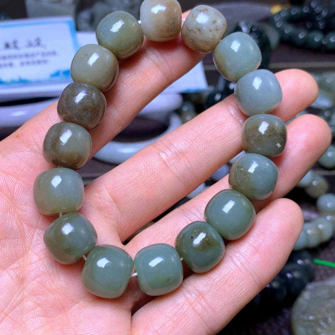 和田玉未镶嵌颈饰14